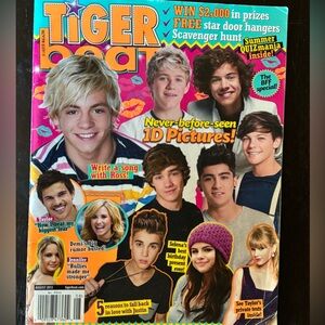 Nostalgic magazine. Everything included (including  posters)